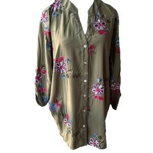 Kindred Olive Green Embroidered Floral Button Front Tunic Top 2X